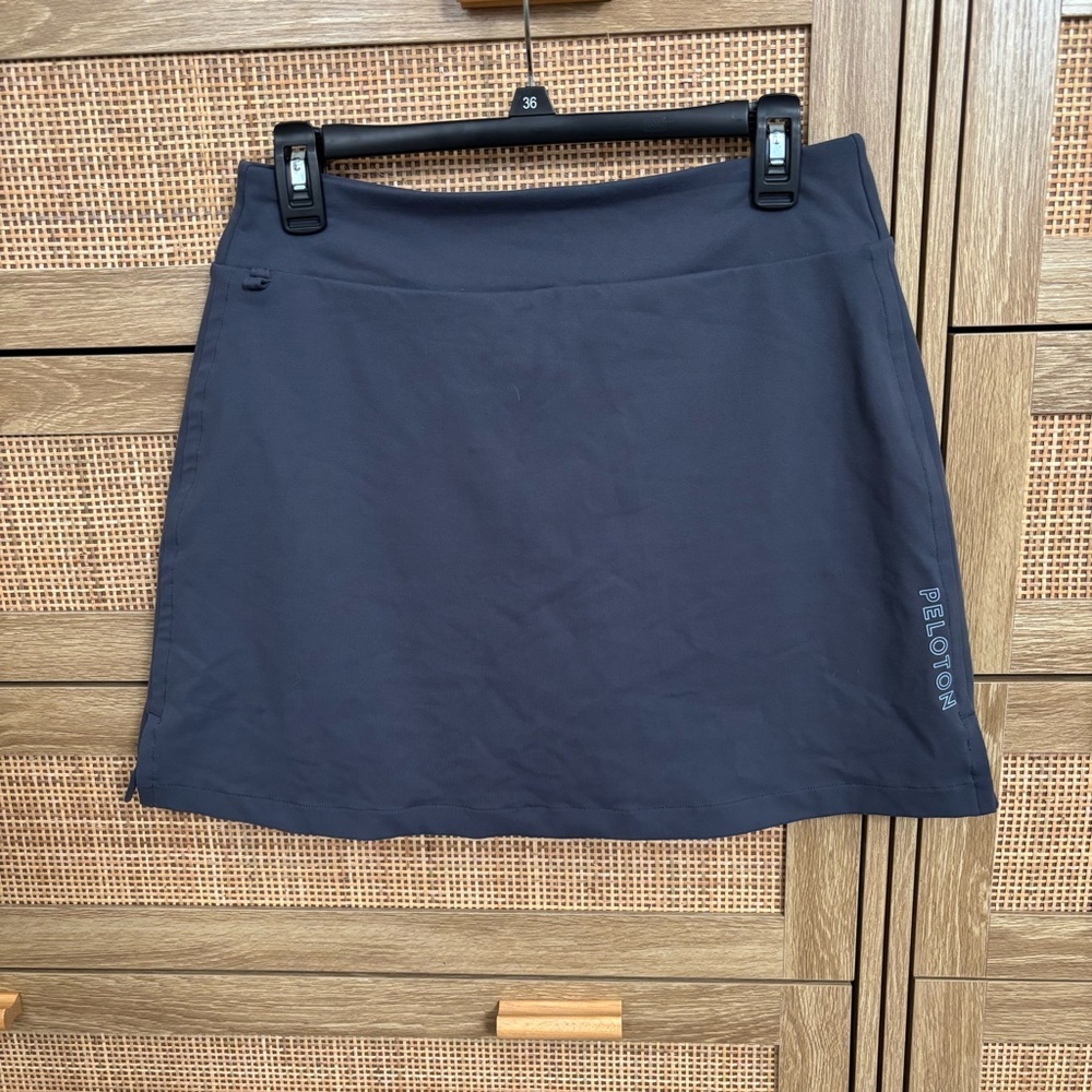 Peloton Women's Black Skirt